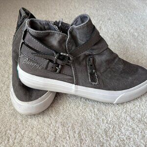 Blowfish Malibu Mondo Fashion Sneaker- Gray Canvas